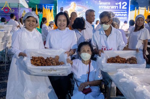 ภาพ No.118055:พิธีถวายภัตตาหารเป็นสังฆทาน แด่คณะพระธรรมยาตรา ปีที่ 12 วันที่ 24 มกราคม พ.ศ. 2567 ณ อนุสรณ์สถานบางนางแท่น จ.นครปฐม