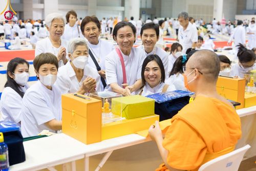 ภาพ No.95287:พิธีมุทิตาพระมหาเถระและพระเถระ ครั้งที่ 29 วันอาทิตย์ที่ 19 พฤศจิกายน พ.ศ. 2566 ณ ห้องแก้วสารพัดนึก สภาธรรมกายสากล วัดพระธรรมกาย