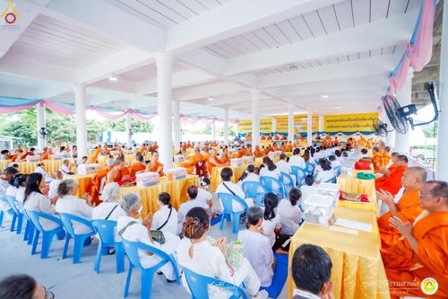 ภาพ No.236503:วันพุธที่ 30 กรกฏาคม  พ.ศ. 2568 พิธีถวายมหาสังฆทาน 81 วัด 81 ปี หลวงพ่อธัมชโย ครั้งที่ 2  ณ ศูนย์ปฏิบัติธรรมสวนผึ้ง ต.ท่าเคย อ.สวนผึ้ง จ.ราชบุรี