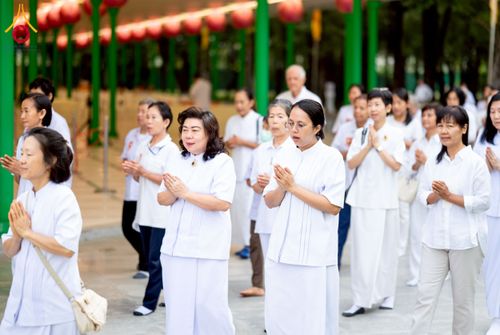 ภาพ No.244547:วันเสาร์ที่ 6 กันยายน พ.ศ. 2568 พิธีเวียนประทักษิณ และวันทาสีมาของนาคธรรมทายาท โครงการอุปสมบทหมู่บูชาธรรมครบรอบ 108 ปี วันครูผู้ค้นพบวิชชาธรรมกาย ณ โบสถ์พระไตรปิฎก วัดพระธรรมกาย