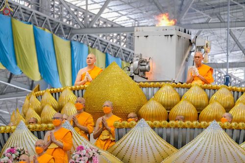 ภาพ No.77021:พิธีหล่อพระบรมพุทธเจ้า ในวันมาฆบูชา อาทิตย์ต้นเดือนที่ 6 มีนาคม พ.ศ. 2566 ณ วัดพระธรรมกาย จ.ปทุมธานี