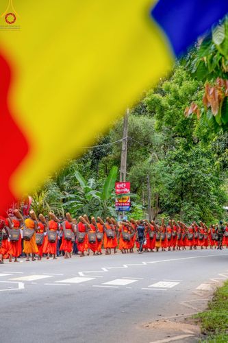 ภาพ No.140696:PhotoStory มหาศรัทธา ธรรมยาตราศรีลังกา EP.4 โครงการสยาม-ลังกา ธรรมยาตรา ฉลองเทศกาลวิสาขบูชาแห่งชาติ ศรีลังกา  บูชาธรรม 80 ปีหลวงพ่อธัมมชโย เส้นทางจาก เมืองดัมบูลลา ไปยัง เมืองมาตะเล  ตั้งแต่วันที่ 17-20 พฤษภาคม พ.ศ. 2567