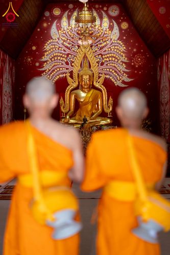 ภาพ No.275873:วันพุธที่ 3 ธันวาคม พ.ศ. 2568 พิธีบรรพชาอุปสมบท โครงการอุปสมบทบูชาธรรมมหาปูชนียาจารย์ ศูนย์อบรม : ศูนย์ส่งเสริมศีลธรรม จ.พะเยา ณ โบราณสถานพระธาตุจอมทอง และ โบสถ์กลางน้ำ วัดพระธาตุศรีโคมคำ อำเภอเมือง จังหวัดพะเยา