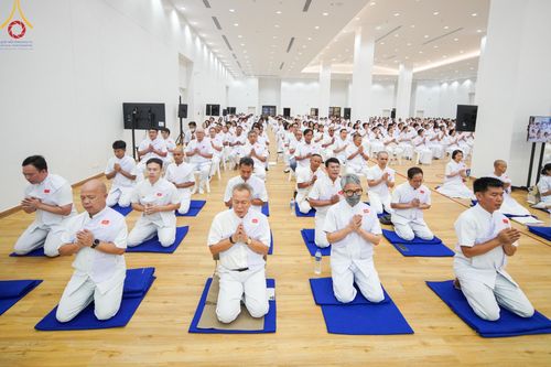 ภาพ No.157366:โครงการ อุบาสกแก้ว อุบาสิกาแก้ว รุ่นที่ 3 ตัวแทนทอดกฐินสามัคคีทั่วไทย 30,000 วัด บูชาธรรม 80 ปี หลวงพ่อธัมมชโย ระหว่างวันที่ 19-22 กันยายน พ.ศ. 2567 โซนกรุงเทพฯ-สมุทรปราการ ณ อาคาร 115 ปี คุณยายอาจารย์ฯ วัดพระธรรมกาย