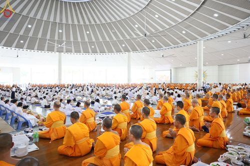 ภาพ No.152977:พิธีถวายภัตตาหารเมนูสวรรค์ ในพรรษาแห่งการเข้าถึงธรรม วันอังคารที่ 10 กันยายน พ.ศ. 2567 ครบรอบ 24 ปี วันละสังขาร คุณยายอาจารย์มหารัตนอุบาสิกาจันทร์ ขนนกยูง ณ หอฉันคุณยายอาจารย์ฯ วัดพระธรรมกาย