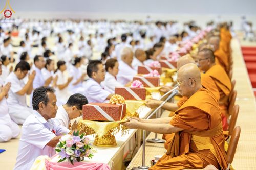 ภาพ No.57968:พิธีมุทิตาสักการะพระสังฆาธิการ ผู้ที่ได้รับพระราชทานเลื่อนและตั้งสมณศักดิ์ ปีพุทธศักราช 2567 วันอาทิตย์ที่ 28 เมษายน พ.ศ. 2567 ณ วัดพระธรรมกาย จ.ปทุมธานี