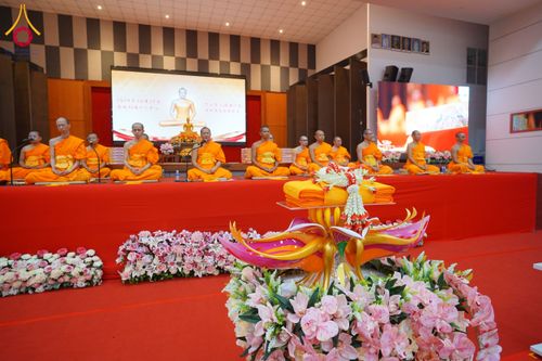 ภาพ No.173793:พิธีทอดกฐิน ศูนย์ปฏิบัติธรรม "ธรรมโยธิน" วัดแก้วธรรมชัยมาเลเซีย วันที่ 27 ตุลาคม พ.ศ. 2567