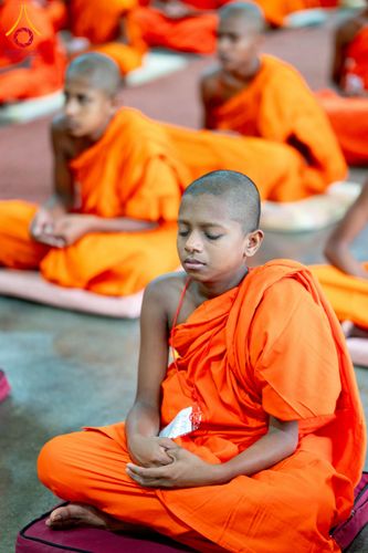 ภาพ No.225589:วันที่ 1 พฤษภาคม พ.ศ. 2568 พิธีเปิดโครงการ สยาม-ลังกา ธรรมยาตรา ฉลองเทศกาลวิสาขบูชาแห่งชาติ ศรีลังกา  และ บูชาธรรม 81 ปี หลวงพ่อธัมมชโย