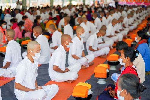 ภาพ No.75940:พิธีบรรพชาสามเณร ณ วัดปันชารี สันติปูร์ อรัญกฏิ เมืองคาร์กาชารี ประเทศบังกลาเทศ วันที่ 10 กุมภาพันธ์ พ.ศ. 2566