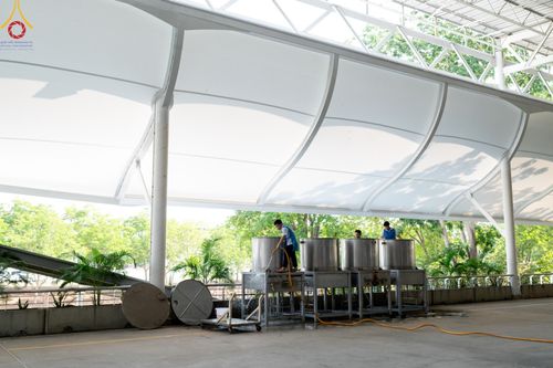 ภาพ No.60843:V.37 ยิ่งกว่าดี เพื่อ 80 ปีของพ่อ ภาพการเตรียมงานของหน่วยงานต่างๆ เพื่อพิธีฉลองอายุวัฒนมงคล 80 ปี หลวงพ่อธัมมชโย และรับถวายมหาสังฆทาน 10,000 กว่าวัดทั่วประเทศ ในวันคุ้มครองโลก วันจันทร์ที่ 22 เมษายน พ.ศ. 2567