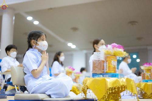 ภาพ No.85782:พิธีถวายคิลานเภสัชและอุปกรณ์การแพทย์ บูชาธรรมเนื่องในวันธรรมชัย วันที่ 19 สิงหาคม พ.ศ. 2566 ณ ห้องแก้วสารพัดนึก วัดพระธรรมกาย