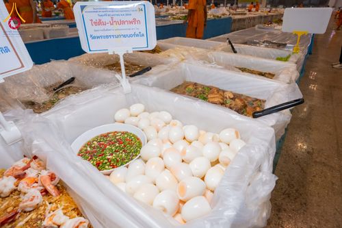 ภาพ No.306298:วันที่ 30 มกราคม พ.ศ. 2569 พิธีถวายภัตตาหารเป็นสังฆทาน แด่พระธรรมยาตรา ณ วัดพระธรรมกาย  จังหวัดปทุมธานี ในโครงการธรรมยาตรา กตัญญูบูชา มหาปูชนียาจารย์ พระมงคลเทพมุนี(สด จนฺทสโร) พระผู้ปราบมาร อนุสรณ์สถาน 7 แห่ง ปีที่ 14