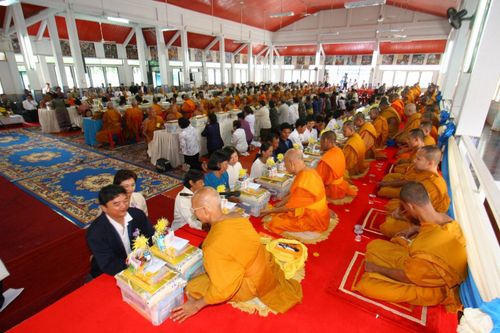 ภาพ No.3062:พิธีถวายสังฆทานแด่คณะสงฆ์ 266 วัด ใน 4 จังหวัดภาคใต้ ครั้งที่ 6