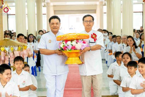 ภาพ No.300732:วันที่ 22 มกราคม พ.ศ. 2569 พิธีทอดผ้าป่าทำนุบำรุงศาสนสถาน ณ วัดบางช้างใต้ อ.สามพราน จ.นครปฐม ในโครงการธรรมยาตรา กตัญญูบูชา มหาปูชนียาจารย์ พระมงคลเทพมุนี(สด จนฺทสโร) พระผู้ปราบมาร อนุสรณ์สถาน 7 แห่ง ปีที่ 14