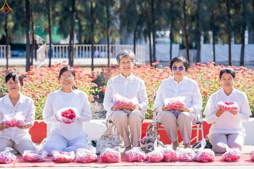 ภาพ No.286808:วันที่ 2 มกราคม พ.ศ.2569 พิธีต้อนรับพระธรรมยาตรา ครั้งที่ 1 (ภาพชุดที่ 2) ณ วัดพระธรรมกาย (วิหารหลวงปู่ - พระมหาธรรมกายเจดีย์)