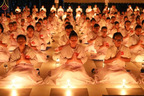 ภาพ No.158441:โครงการอบรมอุบาสก อุบาสิกาแก้ว  ตัวแทนทอดกฐิน 30,000 วัด ทั่วไทย บูชาธรรม 80 ปี หลวงพ่อธัมมชโย ระหว่างวันที่ 20-22 กันยายน พ.ศ. 2567 ณ จังหวัดบุรีรัมย์ รุ่นที่ 3