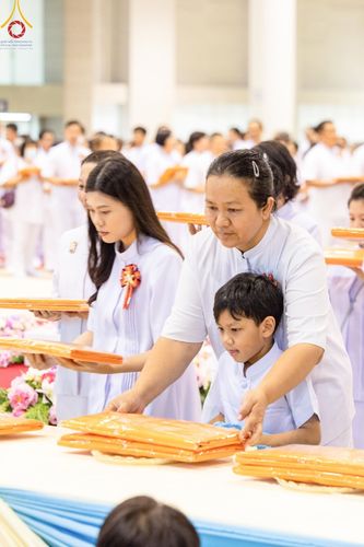 ภาพ No.160291:พิธีทอดผ้าป่าสมทบกฐินวัดพระธรรมกาย และสมทบกฐิน 30,000 วัดทั่วไทย ครั้งที่ 3 ณ สภาธรรมกายสากล วัดพระธรรมกาย วันพฤหัสบดีที่ 10 ตุลาคม พ.ศ. 2567