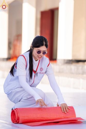 ภาพ No.205620:V.53 สารพัดV สารพัดดี ที่วัดโบสถ์บน ในโครงการธรรมยาตรา กตัญญูบูชา มหาปูชนียาจารย์ พระมงคลเทพมุนี(สด จนฺทสโร) พระผู้ปราบมาร อนุสรณ์สถาน 7 แห่ง ปีที่ 13 ระหว่างวันที่ 2-31 มกราคม พ.ศ. 2568