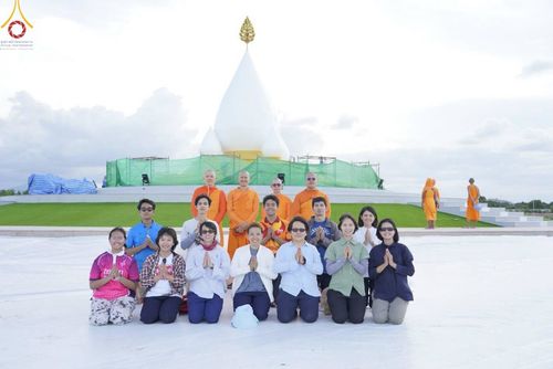 ภาพ No.211310:วันเสาร์ที่ 15 มีนาคม พ.ศ. 2568  การเตรียมงานของเจ้าหน้าที่ เพื่องานฉลองปทุมเจดีย์ ณ ศูนย์อบรมเยาวชนปัตตานี