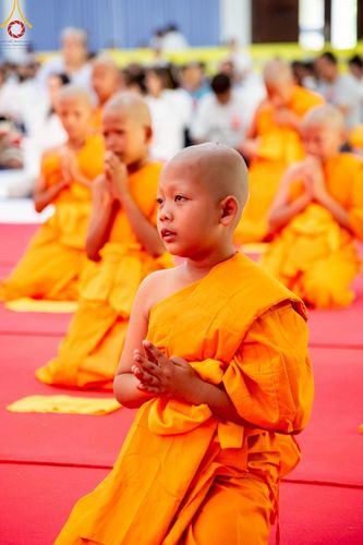 ภาพ No.213922:วันเสาร์ที่ 29 มีนาคม พ.ศ. 2568 พิธีตัดปอยผม ขอขมาผู้ปกครอง มอบบาตร-ผ้าไตร และพิธีบรรพชาสามเณร ณ ศูนย์ปฏิบัติธรรมจังหวัดระยอง (บ้านช่องลม) ต.บางบุตร อ.บ้านค่าย จ.ระยอง