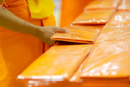 ภาพ No.150242:พิธีทอดผ้าป่าสมทบกฐินวัดพระธรรมกาย และสมทบกฐิน 30,000 วัดทั่วไทย ครั้งที่ 1 เนื่องในวันธรรมชัย 27 สิงหาคม พ.ศ.2567 ณ สภาธรรมกายสากล วัดพระธรรมกาย