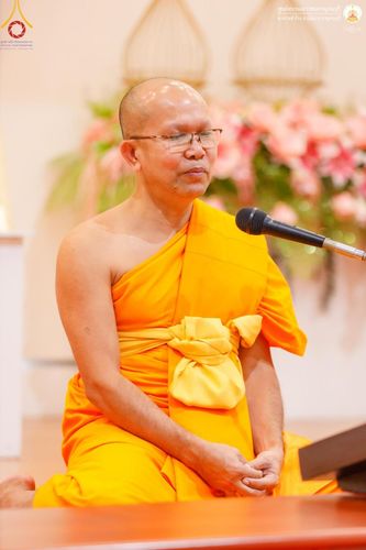 ภาพ No.152224:โครงการอบรมอุบาสก อุบาสิกาแก้ว ตัวแทนทอดกฐิน 30,000 วัด ทั่วไทย ระหว่างวันที่ 6-8 กันยายน พ.ศ. 2567 ณ ศูนย์อบรมเยาวชนกาญจนบุรี