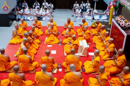 ภาพ No.256331:วันที่ 4 ตุลาคม พ.ศ. 2568 พิธีบรรพชาอุปสมบท  โครงการอุปสมบทหมู่บูชาธรรม 141 ปี  พระมงคลเทพมุนี (สด จนฺทสโร) ณ โบสถ์พระไตรปิฏก วัดพระธรรมกาย จ.ปทุมธานี