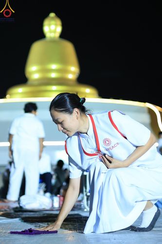 ภาพ No.119533:V.18 ทันทีม การเตรียมงาน เก็บงาน การรับบุญของเจ้าหน้าที่หน่วยงานต่างๆ เพื่อโครงการธรรมยาตรา กตัญญูบูชามหาปูชนียาจารย์ พระมงคลเทพมุนี (สด จนฺทสโร) พระผู้ปราบมาร อนุสรณ์สถาน 7 แห่ง ปีที่ 12 ระหว่างวันที่ 2 - 31 มกราคม พ.ศ.2567