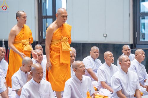 ภาพ No.156810:พิธีบรรพชาอุปสมบท ธรรมทายาท โครงการอุปสมบทหมู่บูชาธรรมครบรอบ 107 ปี วันครูผู้ค้นพบวิชชาธรรมกาย ณ โบสถ์พระไตรปิฏก วัดพระธรรมกาย วันเสาร์ที่ 14 กันยายน พ.ศ. 2567