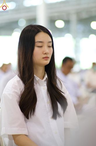 ภาพ No.139211:พิธีตักบาตร , พิธีบูชาข้าวพระ ณ ห้องแก้วสารพัด 1 สภาธรรมกายสากล วัดพระธรรมกาย วันอาทิตย์ต้นเดือนที่ 2 มิถุนายน พ.ศ. 2567