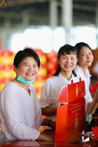 ภาพ No.320529:วันที่ 10 เมษายน พ.ศ.2569 การเตรียมกล่องไทยธรรม เพื่องานถวายมหาสังฆทาน 40,000 กว่าวัดทั่วประเทศ วันคุ้มครองโลก 22 เมษายน พ.ศ.2569 วัดพระธรรมกาย