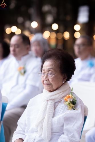 ภาพ No.289196:วันที่ 7 มกราคม พ.ศ. 2569 พิธีตักบาตรพระธรรมยาตรา ณ อนุสรณ์สถานลำดับที่ 1 สถานที่เกิดด้วยรูปกายเนื้อ อนุสรณ์สถานมหาวิหารพระมงคลเทพมุนี (โลตัสแลนด์) อ.สองพี่น้อง จ.สุพรรณบุรี ในโครงการธรรมยาตรา กตัญญูบูชา มหาปูชนียาจารย์ พระมงคลเทพมุนี(สด จนฺทสโร) พระผู้ป