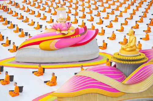 ภาพ No.198627:พระธรรมยาตราปฏิบัติธรรม และถ่ายภาพหมู่ประวัติศาสตร์ ณ อนุสรณ์สถานบางปลา วัดบางปลา อำเภอบางเลน จังหวัดนครปฐม ในโครงการธรรมยาตรา กตัญญูบูชา มหาปูชนียาจารย์ พระมงคลเทพมุนี(สด จนฺทสโร) พระผู้ปราบมาร อนุสรณ์สถาน 7 แห่ง ปีที่ 13 วันที่ 20 มกราคม พ.ศ. 2568