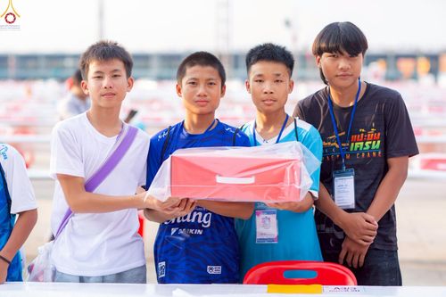 ภาพ No.225077:วันที่ 20 - 27 เมษายน พ.ศ. 2568 "ภาพแห่งความปลื้มที่ไม่มีวันจบ" คณะสงฆ์สามเณร เจ้าหน้าที่ และสาธุชน ร่วมแรงร่วมใจกันเตรียมงานและเก็บงาน เพื่อวันคุ้มครองโลก พิธีถวายมหาสังฆทานคณะสงฆ์ 40,000 กว่าวัดทั่วประเทศ