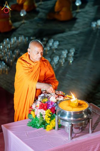 ภาพ No.210502:วันเสาร์ที่ 8 มีนาคม พ.ศ. 2568 พิธีจุดประทีป โครงการบรรพชาสามเณรชาวเนปาล 500 รูป ณ ชาตสถานอุทยานลุมพินีวัน ที่ประสูติขององค์สมเด็จพระสัมมาสัมพุทธเจ้า ลุมพินี ประเทศเนปาล