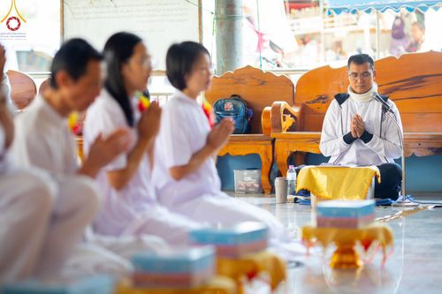 ภาพ No.189334:พิธีทอดผ้าป่าทำนุบำรุงศาสนสถาน ในโครงการธรรมยาตรา กตัญญูบูชา มหาปูชนียาจารย์ พระมงคลเทพมุนี(สด จนฺทสโร) พระผู้ปราบมาร อนุสรณ์สถาน 7 แห่ง ปีที่ 13 ณ วัดใหม่นพรัตน์  ต.เนินพระปรางค์ อ.สองพี่น้อง จ.สุพรรณบุรี วันที่ 5 มกราคม พ.ศ. 2568