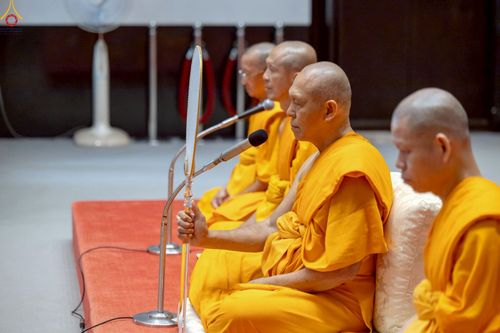 ภาพ No.229171:วันเสาร์ที่ 14 มิถุนายน พ.ศ. 2568 พิธีบรรพชา , พิธีถวายบาตร , พิธีอุปสมบท ในโครงการบรรพชาอุปสมบทหมู่ ผู้บริหารรุ่นที่ 15 และ อุดมศึกษา รุ่นที่ 52 ณ โบสถ์พระไตรปิฎก วัดพระธรรมกาย