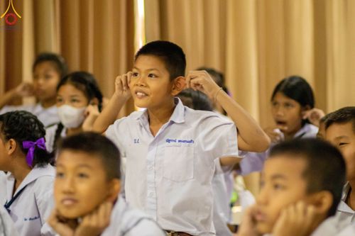 ภาพ No.104921:วันรวมพลังเด็กดี V-star ผู้นำฟื้นฟูศีลธรรมโลก จังหวัดกำแพงเพชร ณ ศูนย์ปฏิบัติธรรมกำแพงเพชร ในอุปถัมภ์พระพรหมวชิรปัญญาจารย์ วันที่ 22 ธันวาคม พ.ศ. 2566