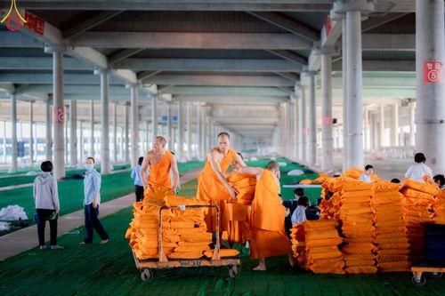 ภาพ No.220598:วันที่ 22 - 25 เมษายน พ.ศ. 2568 การต้อนรับพักค้างพระสังฆาธิการ และการเก็บงานพักค้าง เพื่องานวันคุ้มครองโลก ณ วัดพระธรรมกาย