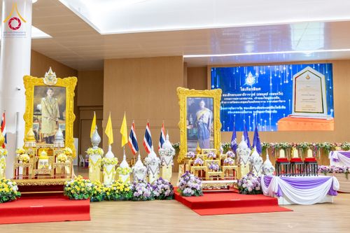 ภาพ No.207553:พิธีมอบโล่พระราชทาน สมเด็จพระกนิษฐาธิราชเจ้า กรมสมเด็จพระรัตนราชสุดาฯ สยามบรมราชกุมารี และโล่เกียรติยศโครงการตอบปัญหาธรรมะ "ทางก้าวหน้า" ครั้งที่ 42 พิธีมอบโล่วัชรเกียรติยศ โครงการตอบปัญหาศีลธรรมเพื่อสันติภาพโลก (WORLD-PEC) ครั้งที่ 18 วันที่ 12 ก.พ. 2568