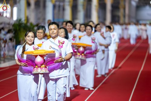 ภาพ No.154520:พิธีทอดผ้าป่าสมทบกฐินวัดพระธรรมกาย และสมทบกฐิน 30,000 วัดทั่วไทย ครั้งที่ 2 ณ สภาธรรมกายสากล วัดพระธรรมกาย วันอังคารที่ 17 กันยายน พ.ศ. 2567