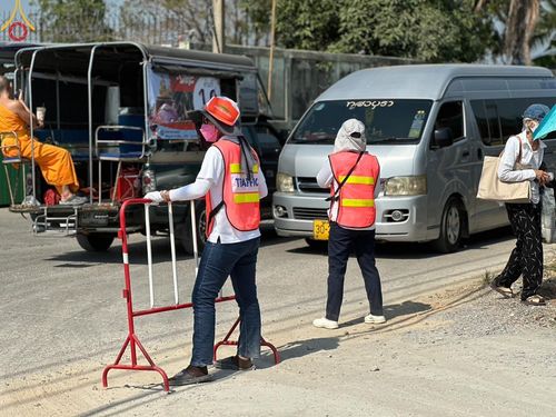 ภาพ No.108675:V.6 บุญเข้า การเตรียมงาน เก็บงาน การรับบุญของเจ้าหน้าที่หน่วยงานต่างๆ เพื่อโครงการธรรมยาตรา กตัญญูบูชามหาปูชนียาจารย์ พระมงคลเทพมุนี (สด จนฺทสโร) พระผู้ปราบมาร อนุสรณ์สถาน 7 แห่ง ปีที่ 12 ระหว่างวันที่ 2 - 31 มกราคม พ.ศ.2567