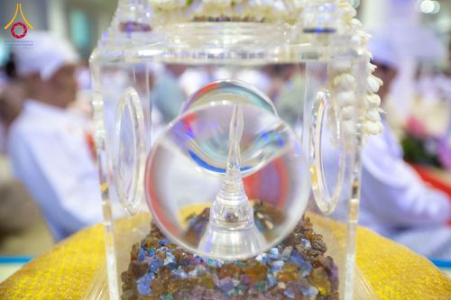 ภาพ No.209559:วันอาทิตย์ที่ 2 มีนาคม พ.ศ. 2568 พิธีบูชาข้าวพระ ณ สภาธรรมกายสากล วัดพระธรรมกาย