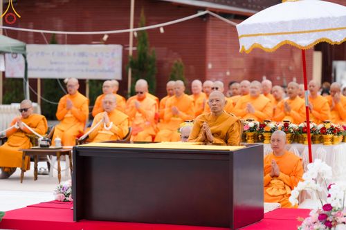 ภาพ No.132197:พิธีประดิษฐานยอดอุโบสถ บูชาธรรม 80 ปี หลวงพ่อธัมมชโย ณ วัดพระธรรมกายโทชิหงิ ประเทศญี่ปุ่น วันอาทิตย์ที่ 24 มีนาคม พ.ศ. 2567