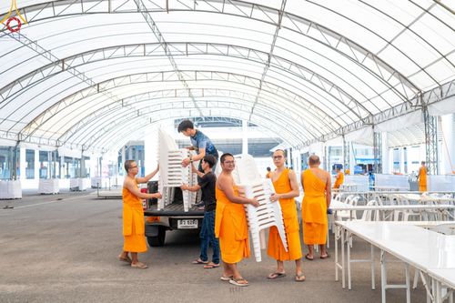 ภาพ No.60852:V.37 ยิ่งกว่าดี เพื่อ 80 ปีของพ่อ ภาพการเตรียมงานของหน่วยงานต่างๆ เพื่อพิธีฉลองอายุวัฒนมงคล 80 ปี หลวงพ่อธัมมชโย และรับถวายมหาสังฆทาน 10,000 กว่าวัดทั่วประเทศ ในวันคุ้มครองโลก วันจันทร์ที่ 22 เมษายน พ.ศ. 2567