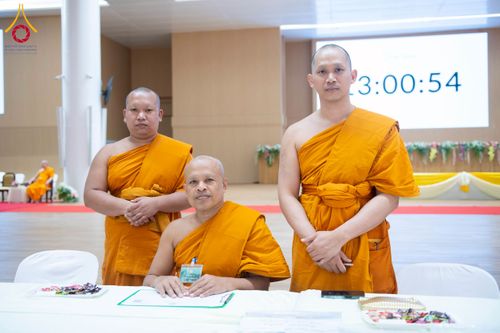 ภาพ No.267271:วันที่ 7 พฤศจิกายน พ.ศ. 2568 พิธีสอบธรรมสนามหลวง นักธรรมชั้นโท - เอก ณ สนามสอบวัดพระธรรมกาย