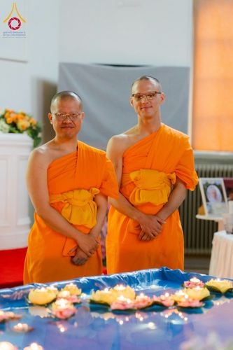 ภาพ No.232687:วันเสาร์ที่ 5 กรกฎาคม พ.ศ. 2568 Candlelight meditation & Vigil พิธีจุดเทียนให้สว่าง สู่ทางสงบ ณ วัดพระธรรมกายนอร์ธสวีเดน