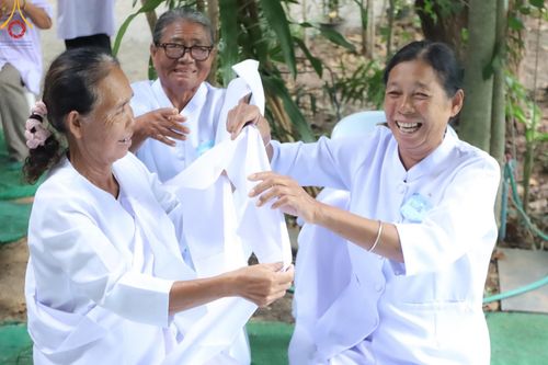 ภาพ No.158295:โครงการอบรมอุบาสก อุบาสิกาแก้ว  ตัวแทนทอดกฐิน 30,000 วัด ทั่วไทย บูชาธรรม 80 ปี หลวงพ่อธัมมชโย ระหว่างวันที่ 20-22 กันยายน พ.ศ. 2567 ณ จังหวัดบุรีรัมย์ รุ่นที่ 3