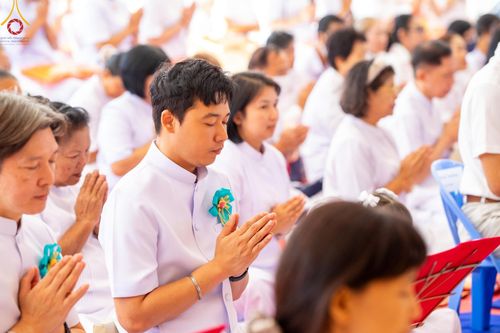 ภาพ No.196735:พิธีทอดผ้าป่าทำนุบำรุงศาสนสถาน ณ วัดสิงห์ ต.บางคูเวียง อ.บางกรวย จ.นนทบุรี ในโครงการธรรมยาตรา กตัญญูบูชา มหาปูชนียาจารย์ พระมงคลเทพมุนี(สด จนฺทสโร) พระผู้ปราบมาร อนุสรณ์สถาน 7 แห่ง ปีที่ 13 วันที่ 17 มกราคม พ.ศ. 2568