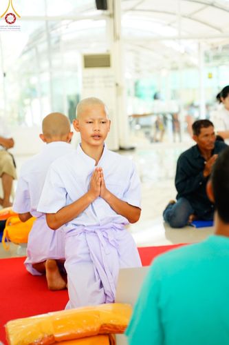 ภาพ No.134864:พิธีตัดปอยผม พิธีขอขมารับผ้าไตร พิธีบรรพชา และพิธีถวายบาตร ในโครงการบรรพชาสามเณร ฟื้นฟูพระพุทธศาสนาทั่วไทย  ณ ศูนย์ปฏิบัติธรรมและศูนย์อบรมเยาวชนเพชรบุรี ต.ท่าแลง อ.ท่ายาง จ.เพชรบุรี